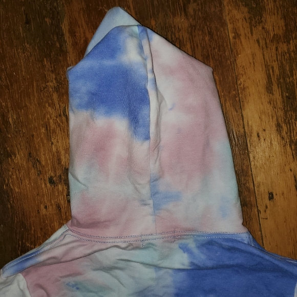 Wildfox lvy Tie dye Hoodie Pullover painted sky slightly cropped NWT M - Picture 5 of 7